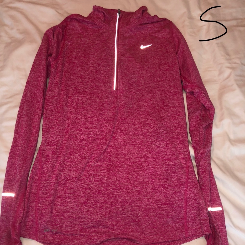 Nike drifit top